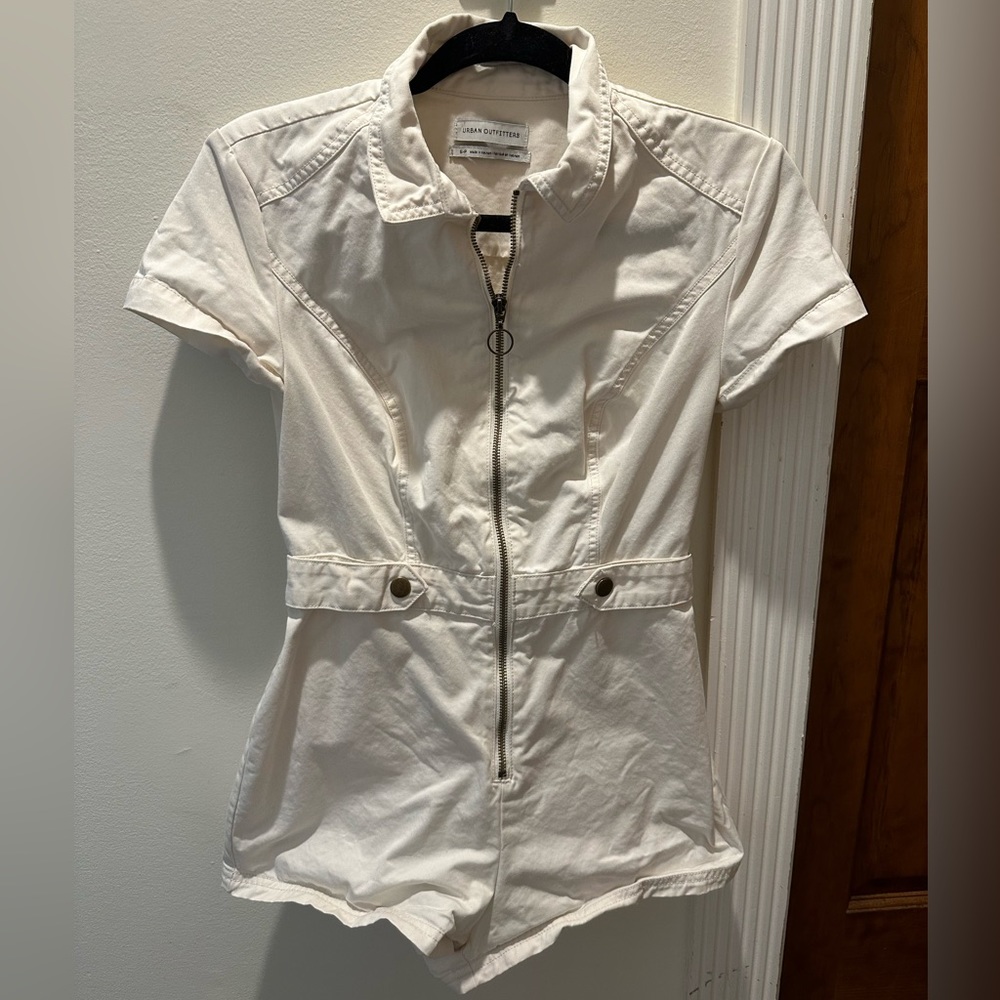 Urban Outfitters White Utility Romper Sz Small